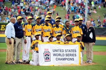 Chicago State Applauds South Side Little League Champs
